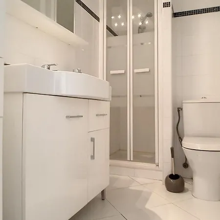 Apartment Henri Camille Real Estate - Latour - 150m Martinez Cannes